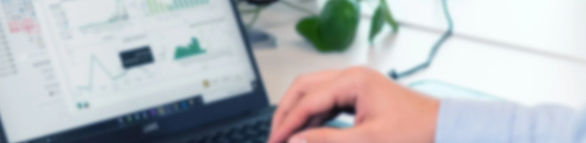 MicroStrategy - Snowflake - Data Monitization - Data Visualization